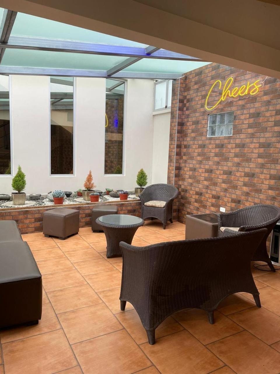 Hotel Luxor Plaza H&S San Francisco de Borja Exteriér fotografie